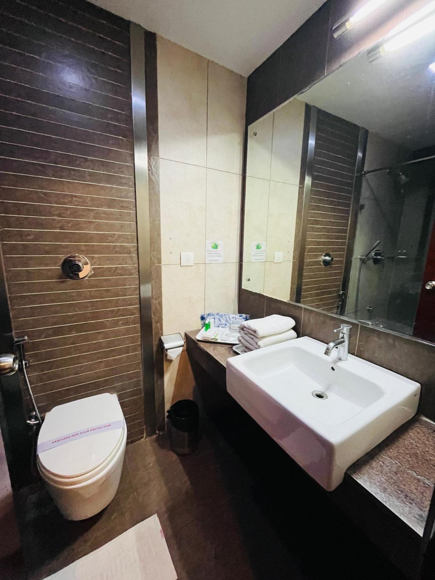 Hotel Abhimaani Vasathi, Rajajinagar Bangalore Exterior photo